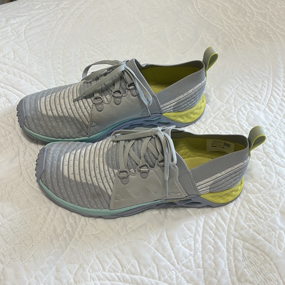 Merrell sneakers - Picture 2 of 3